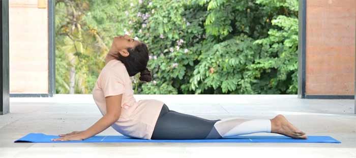 حالت کبرا (Bhujangasana - Cobra Pose)